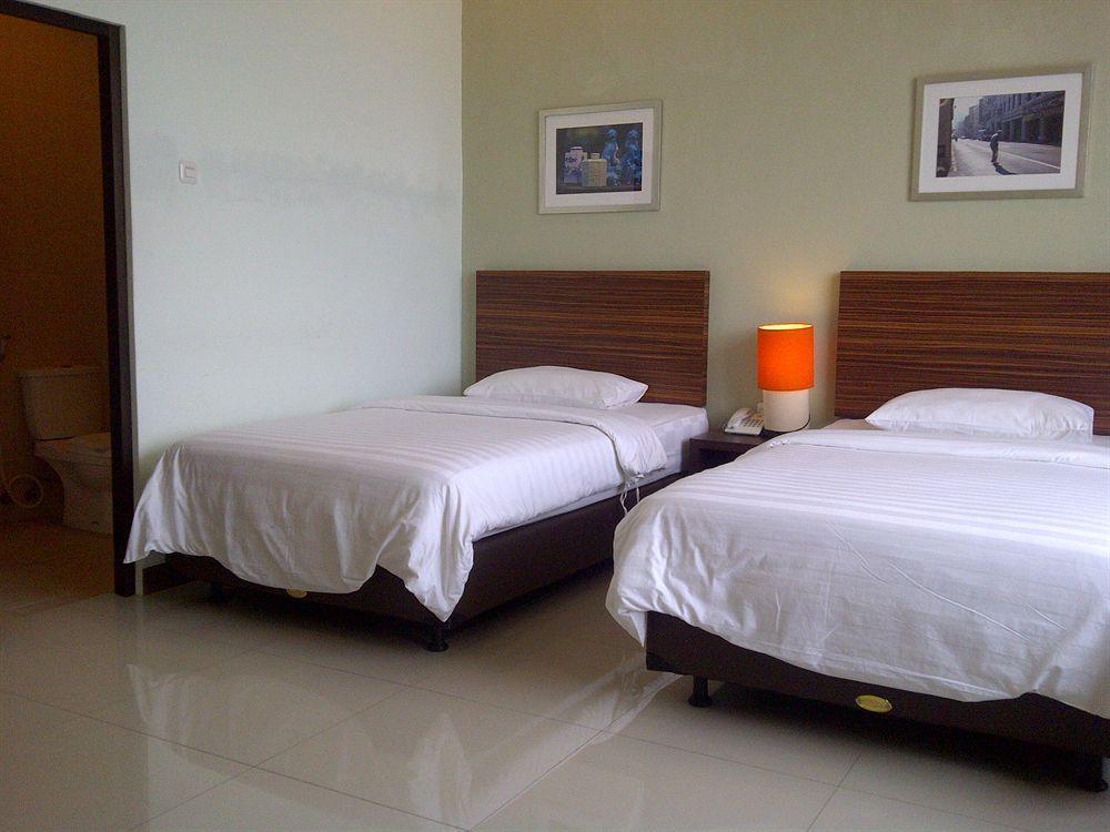 One Thamrin Hotel