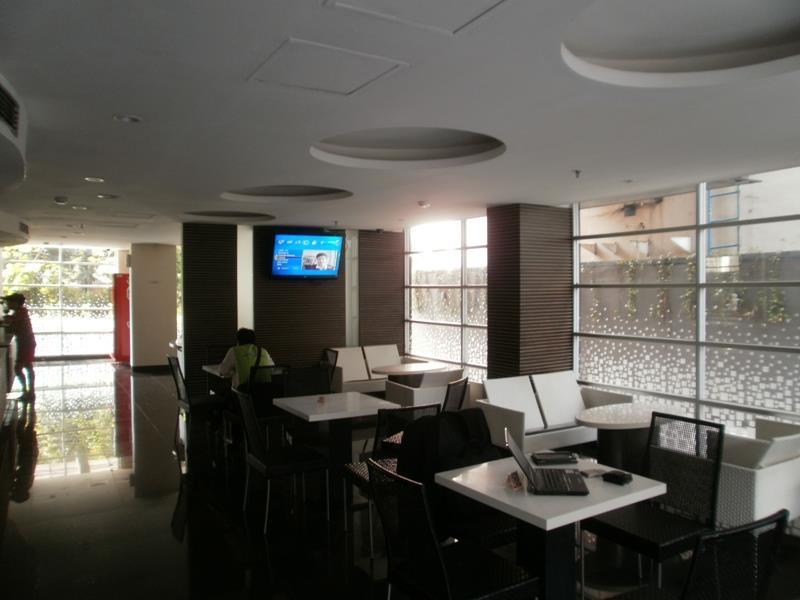 One Thamrin Hotel